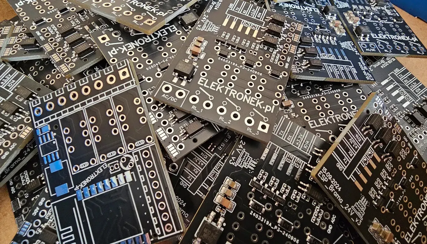 Płytki PCB z logo Elektronek.pl